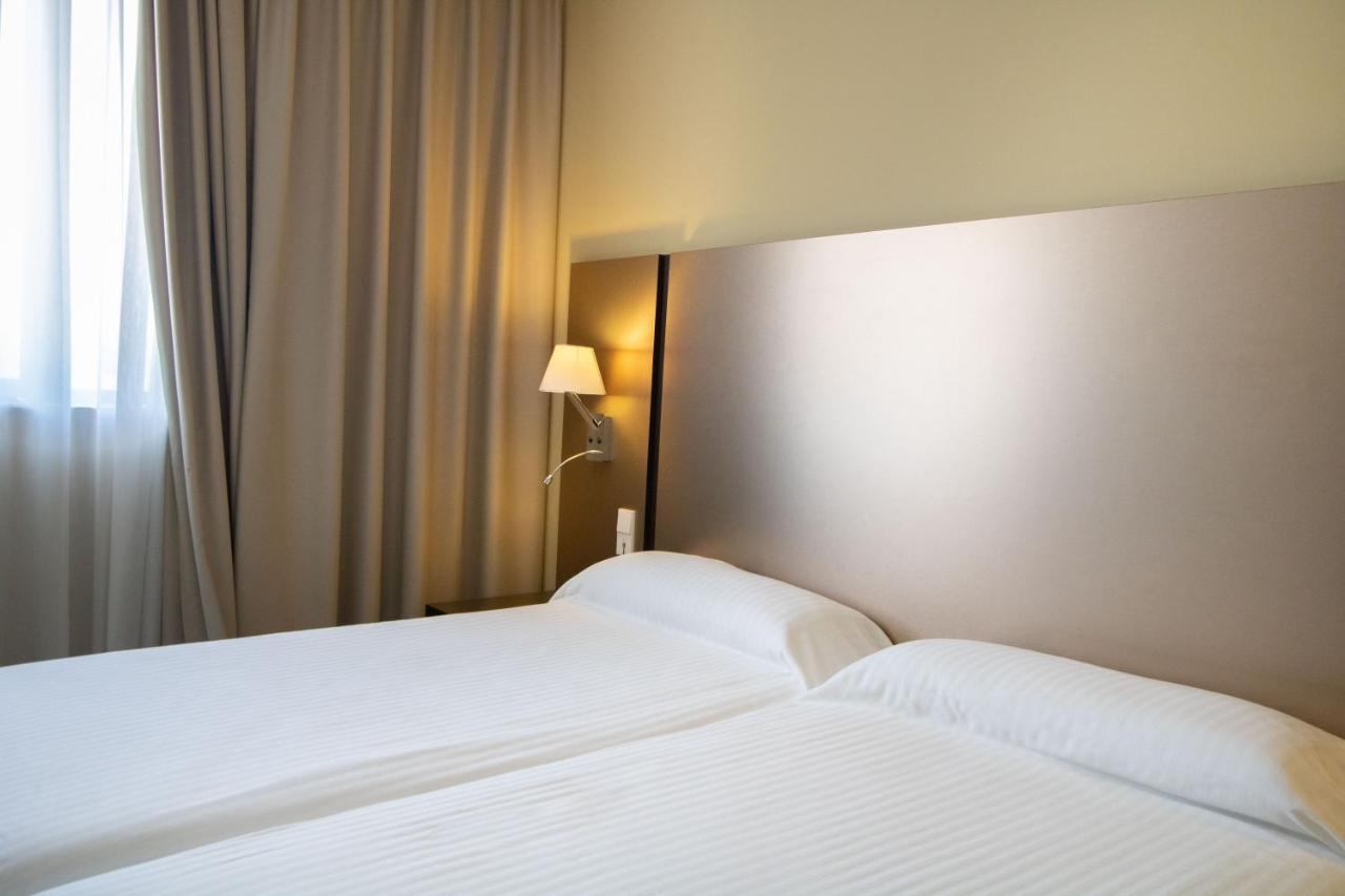 Alda Route 42 Hotel Illescas Luaran gambar