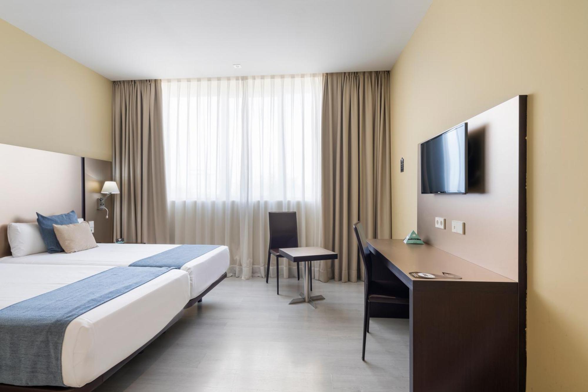 Alda Route 42 Hotel Illescas Luaran gambar