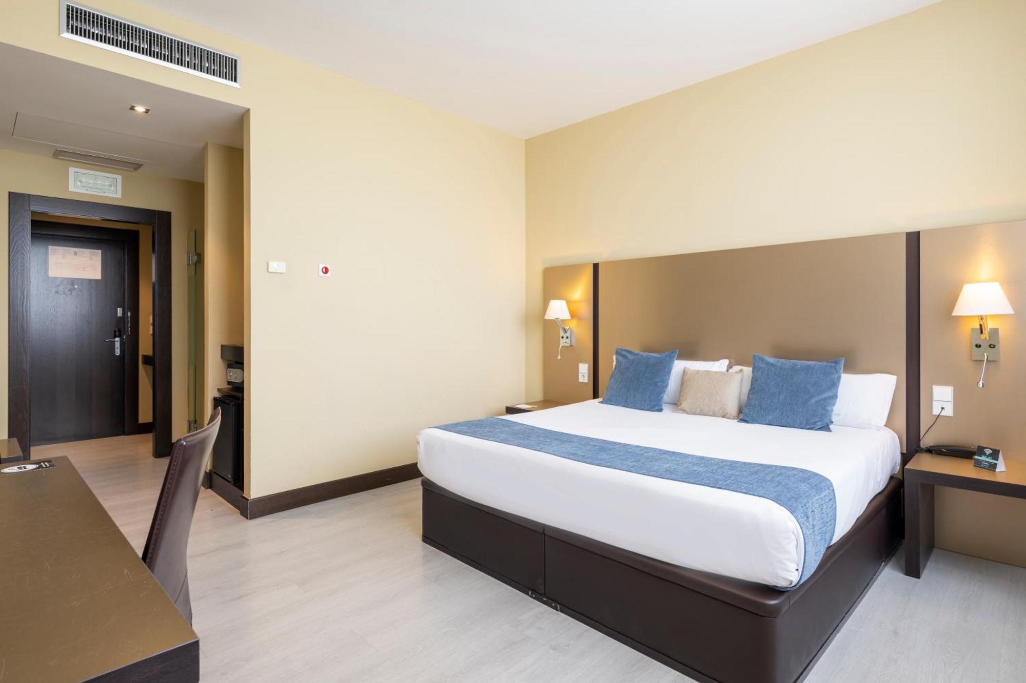 Alda Route 42 Hotel Illescas Luaran gambar